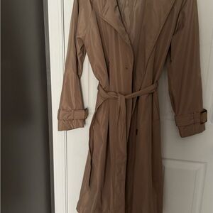 Elegant Tan Women's Trench Coat